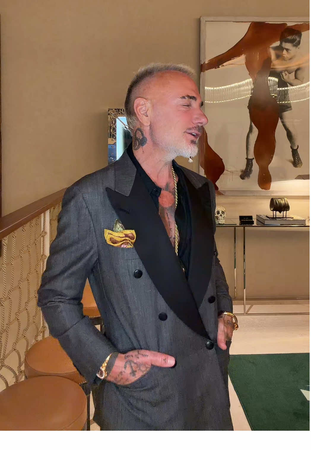 @Gianluca Vacchi