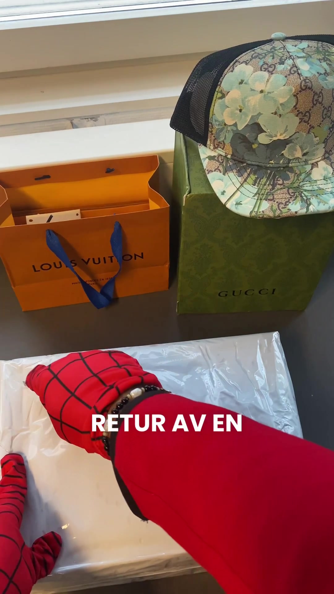 @SnowBox