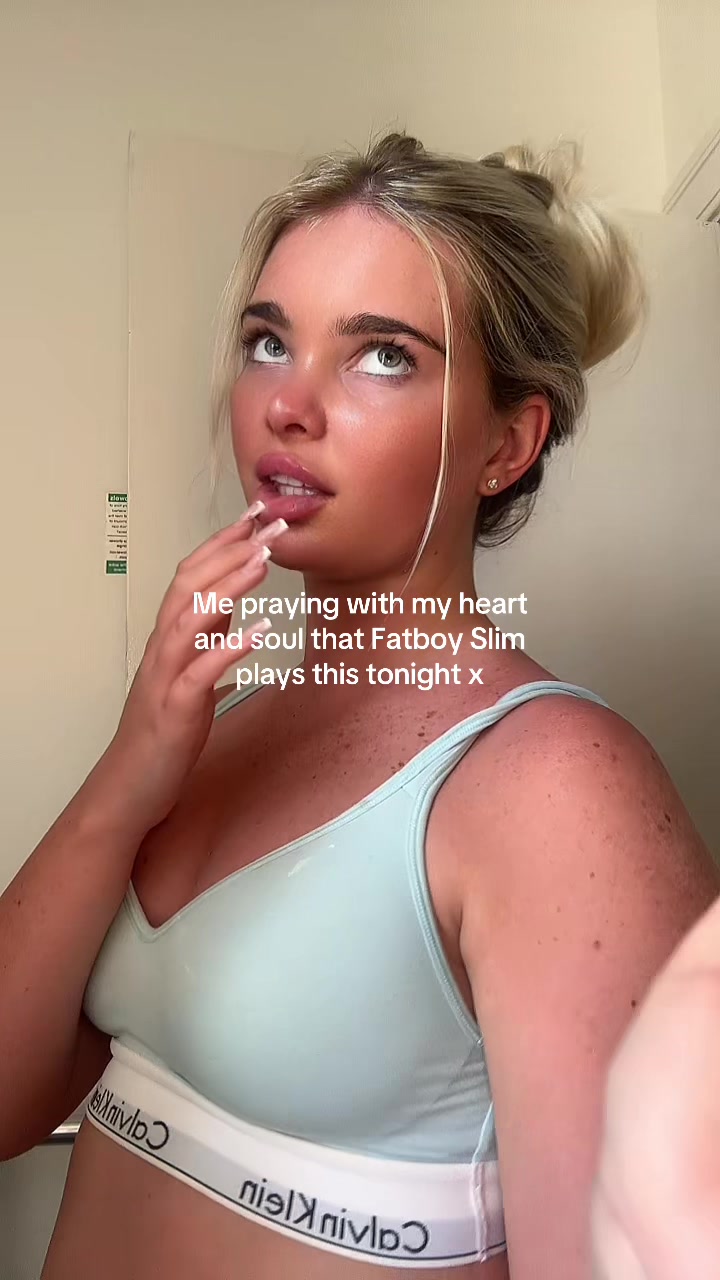 @Jessica-Lily x