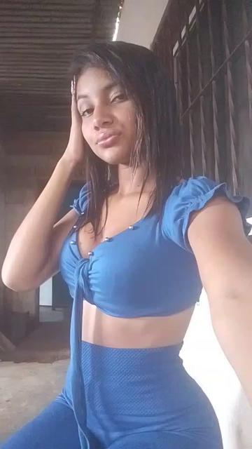 @👑La Peque&ntilde;a👑