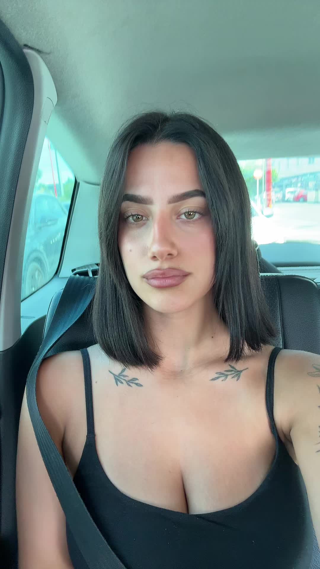 @Sandra 🦦❤️🔥