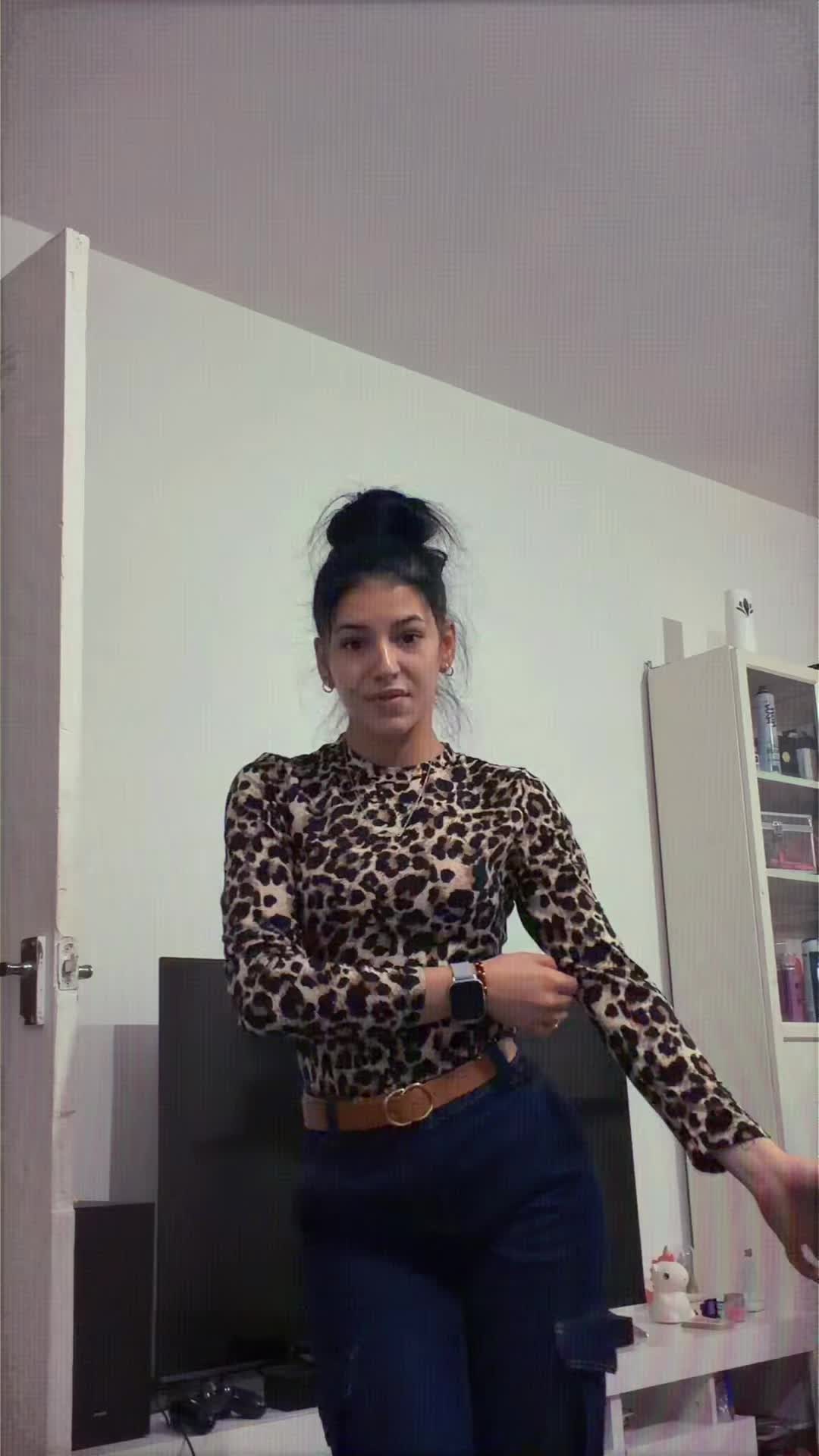 @Adina Ada27