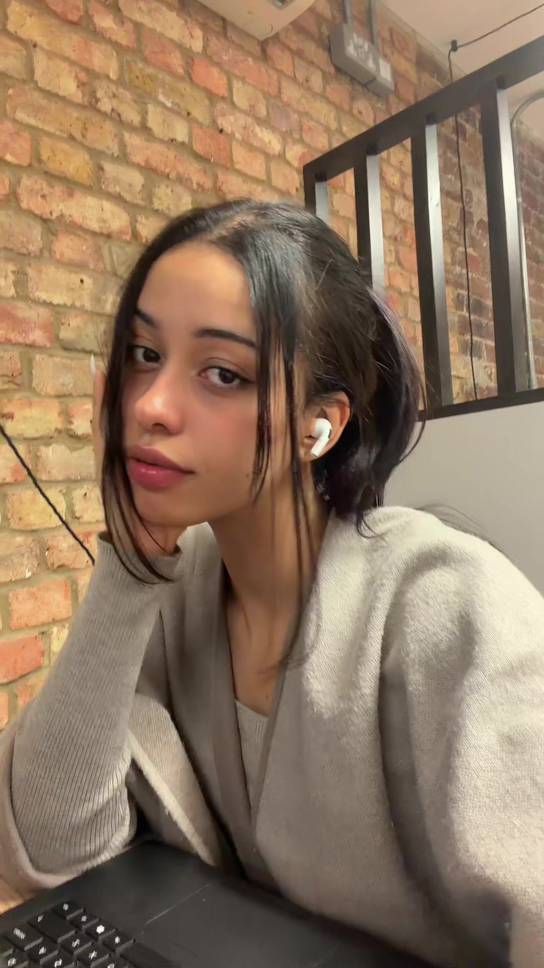 @Felisia