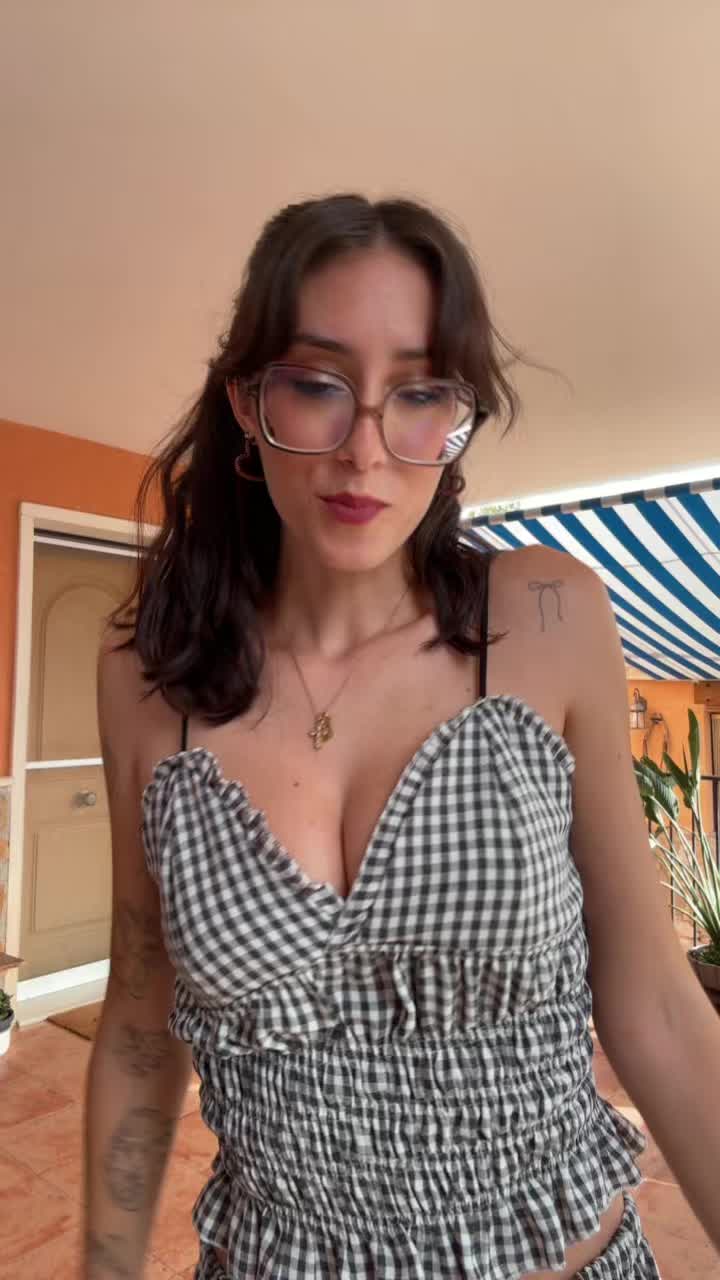 @Elisa🦋