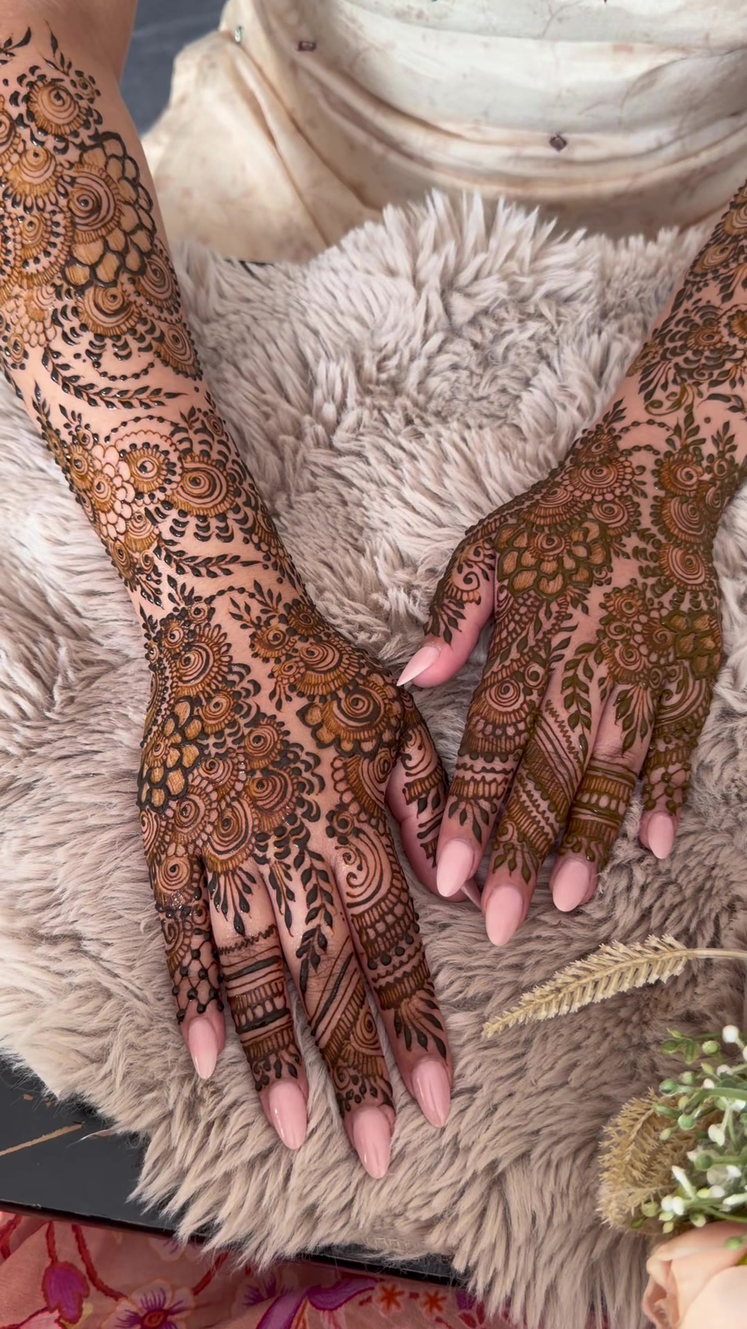 @Fiza Mehndi