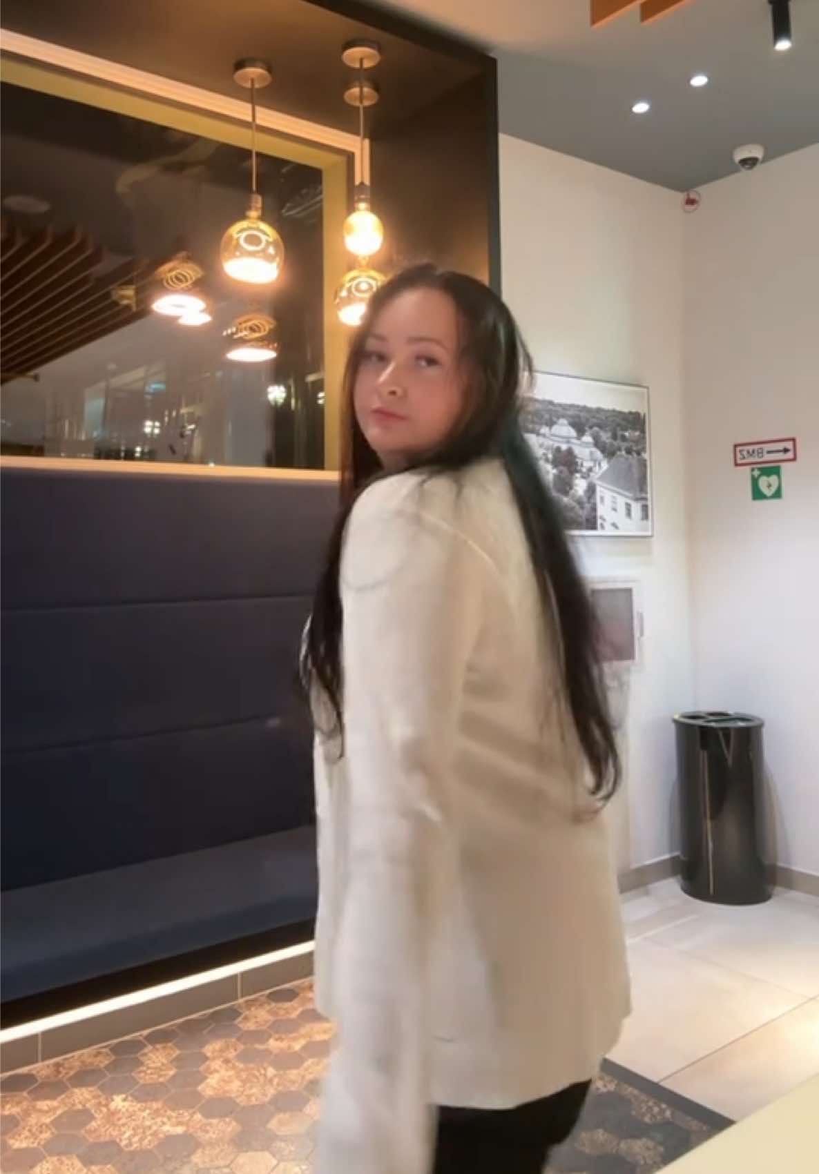 @KristiiOfficial