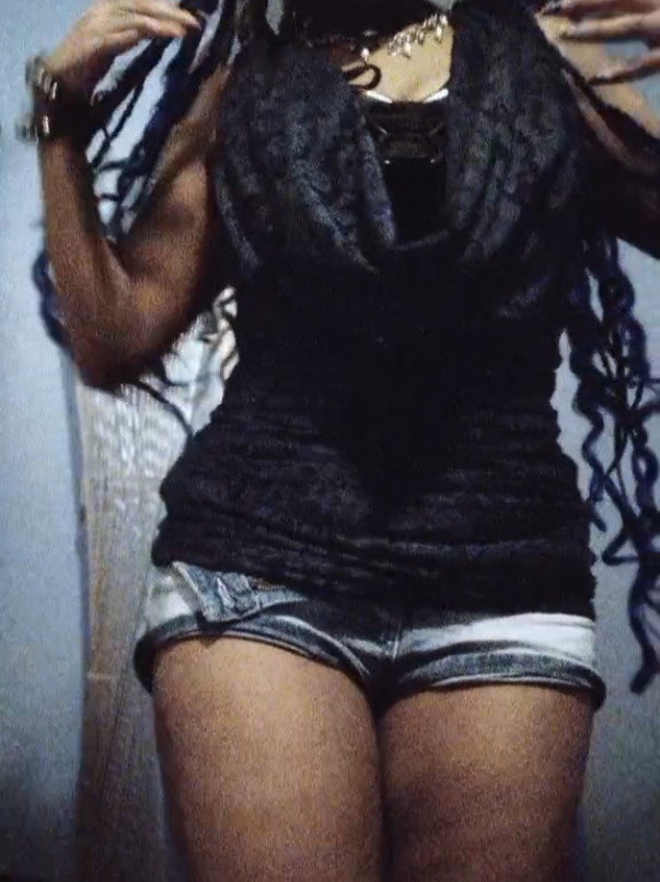 @🖤𝓒𝓱𝓮𝓻𝓲𝓮-𝓛𝓸𝓻𝓮𝓷💫
