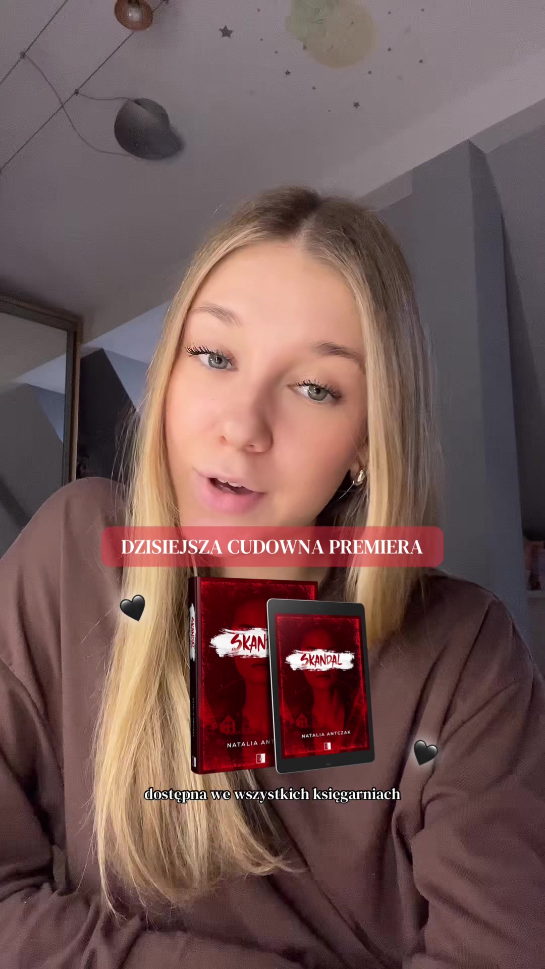 @bookswithcookie_