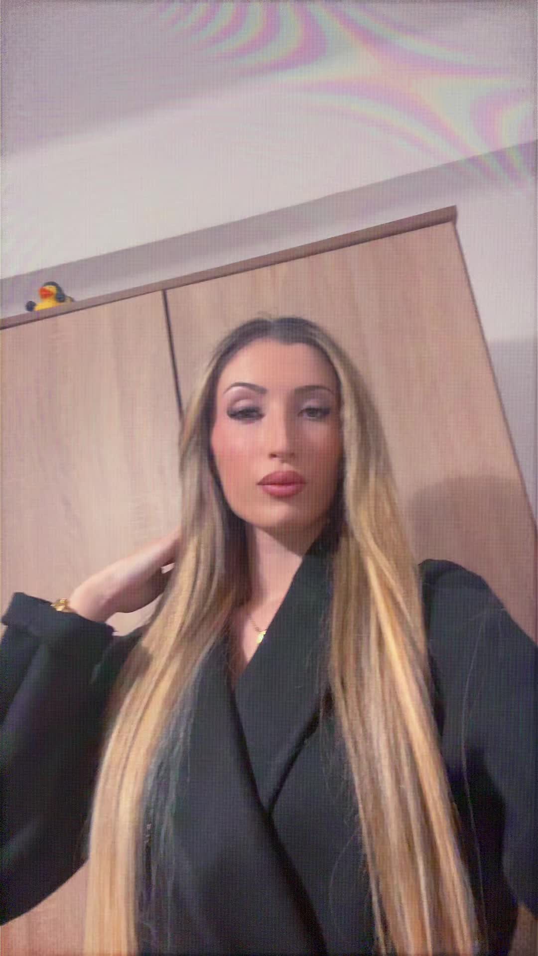 @๐ Aroa ๐