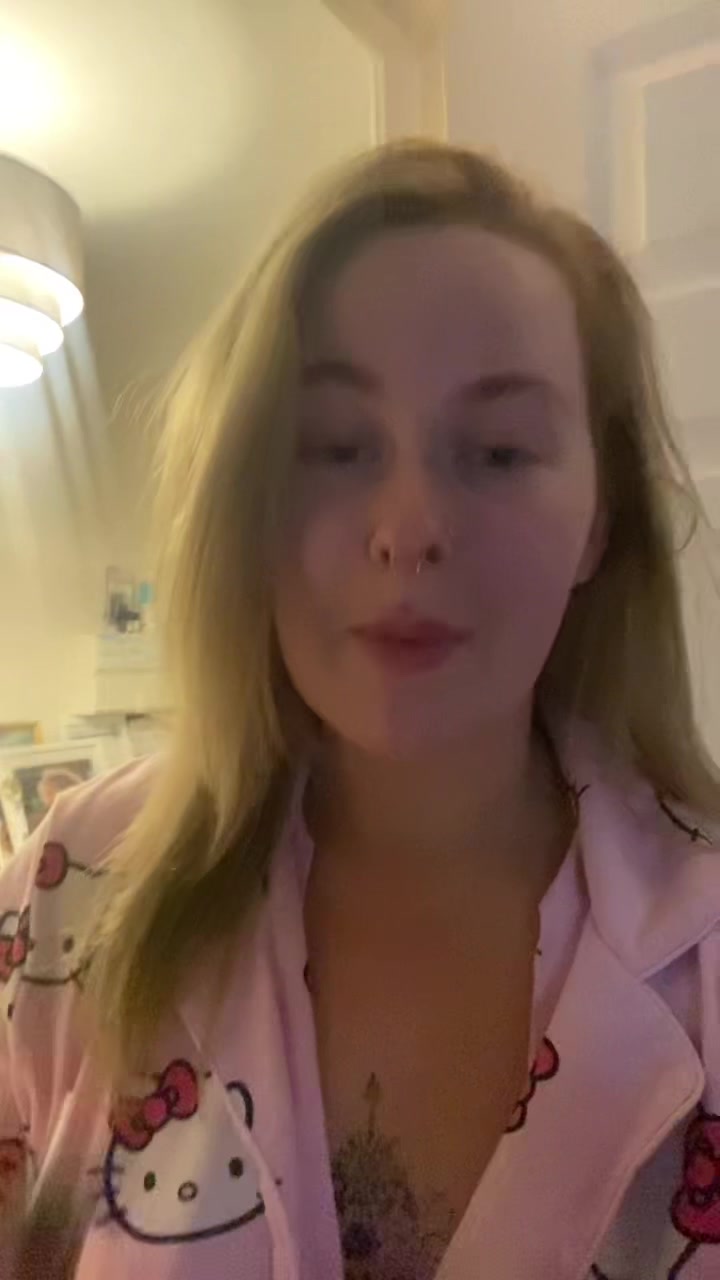 @elle