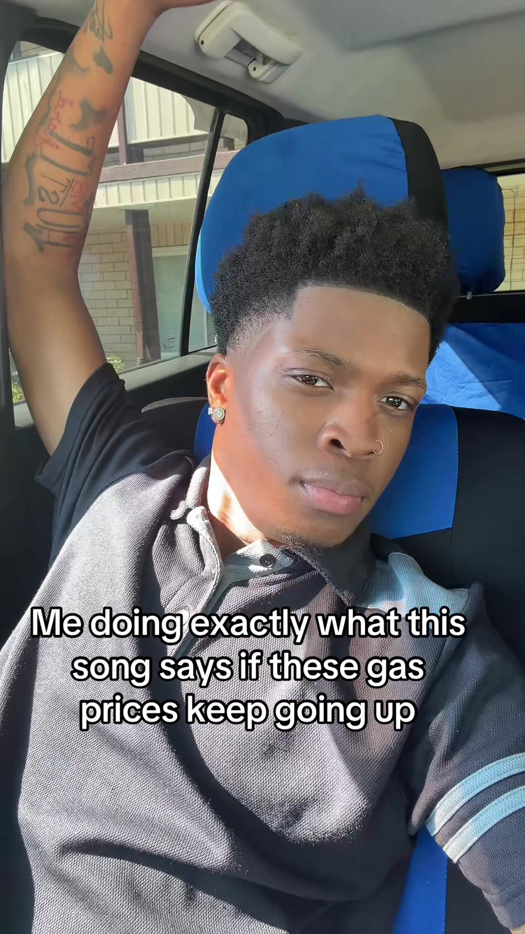 @Ky🔵⚪️