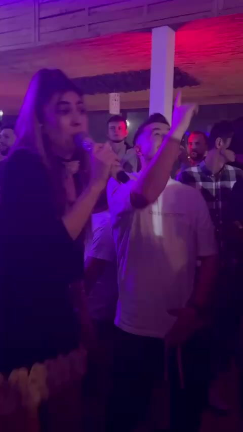 @Clau Tuș