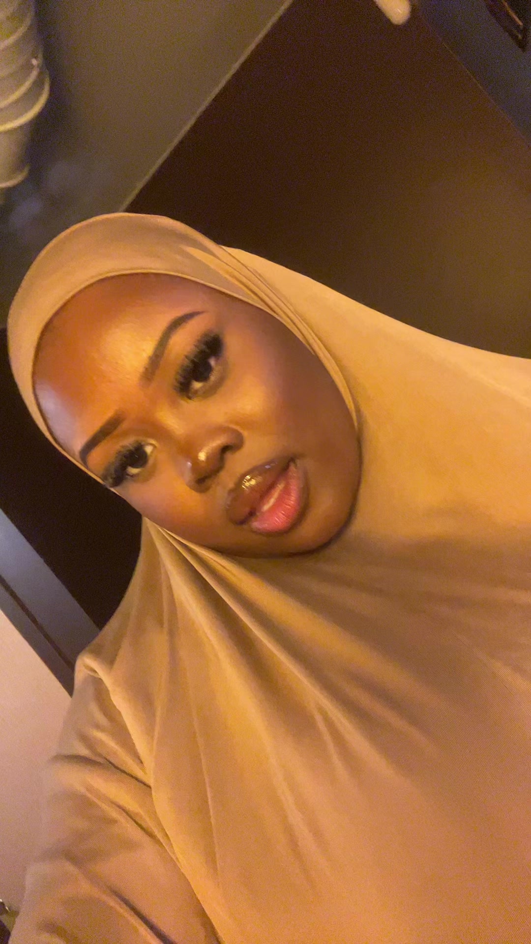 @Zayalah👅