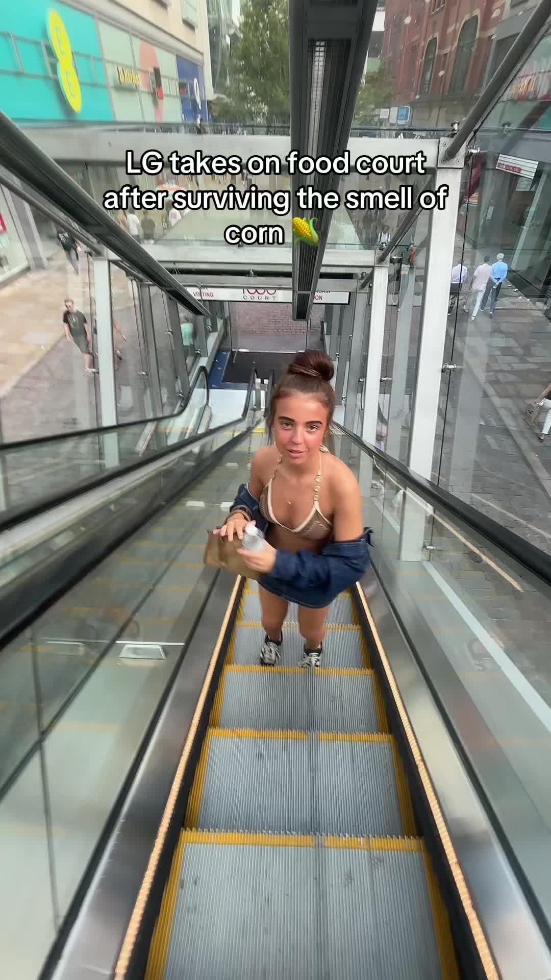 @legallaughswithlily