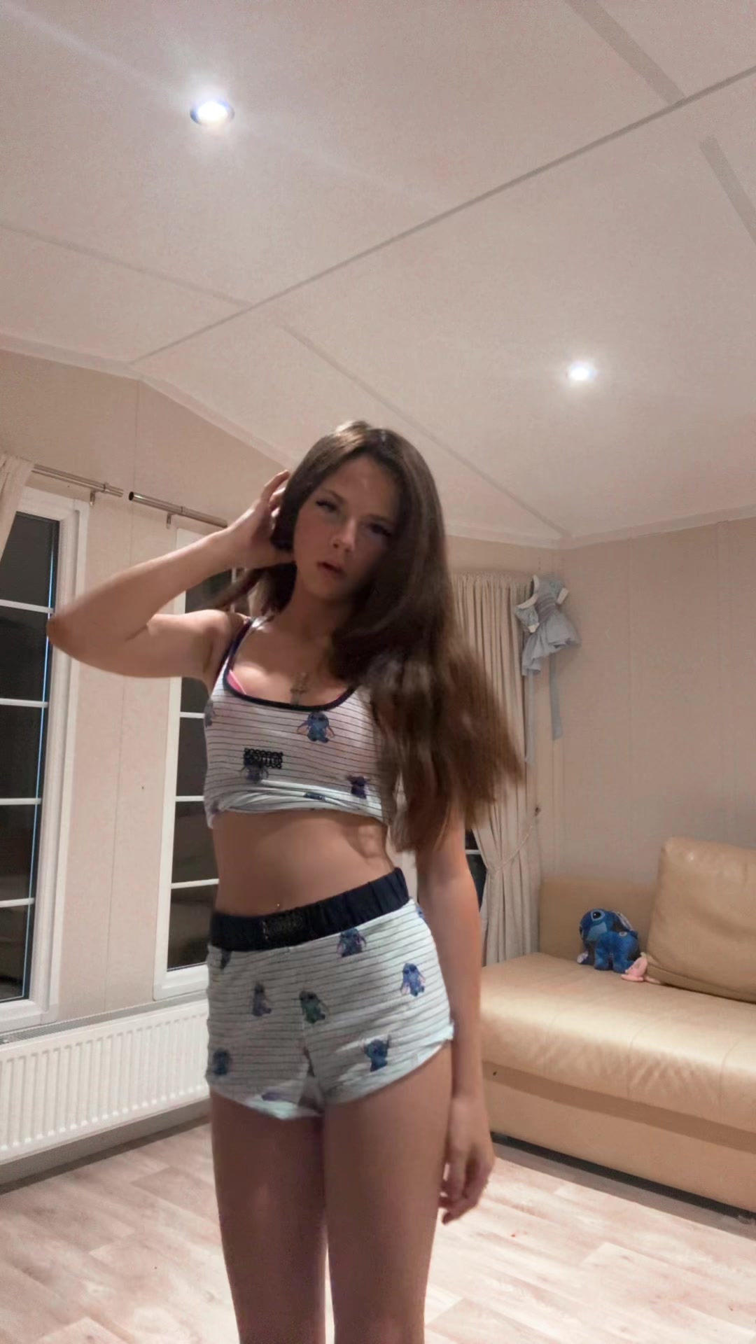@theoneandonlyannalise0