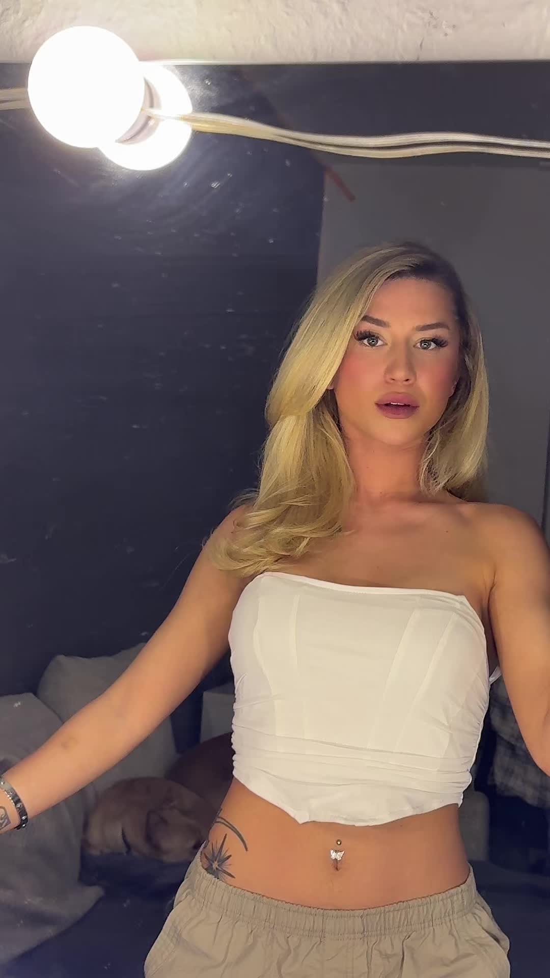 @Celinehnvr
