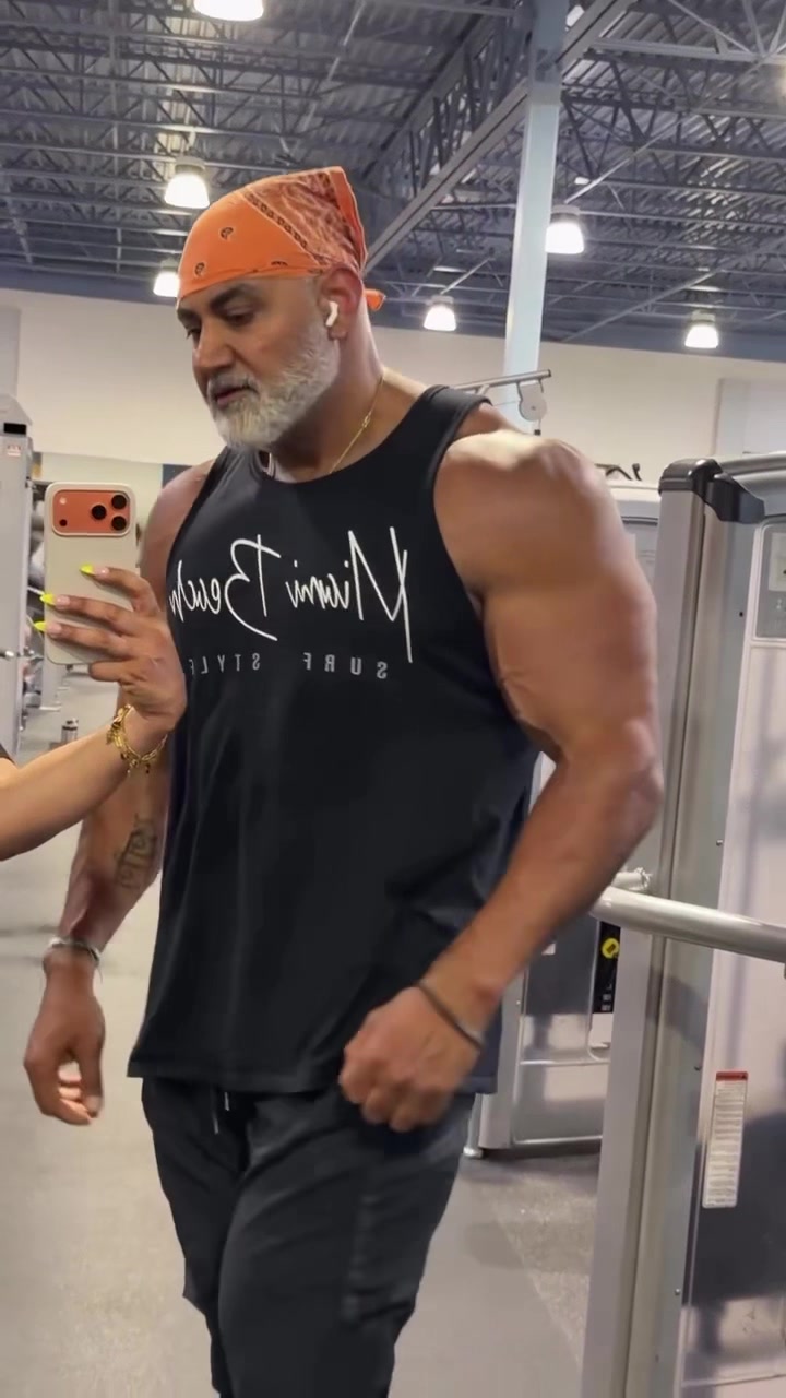 @punjabi_fit_couple