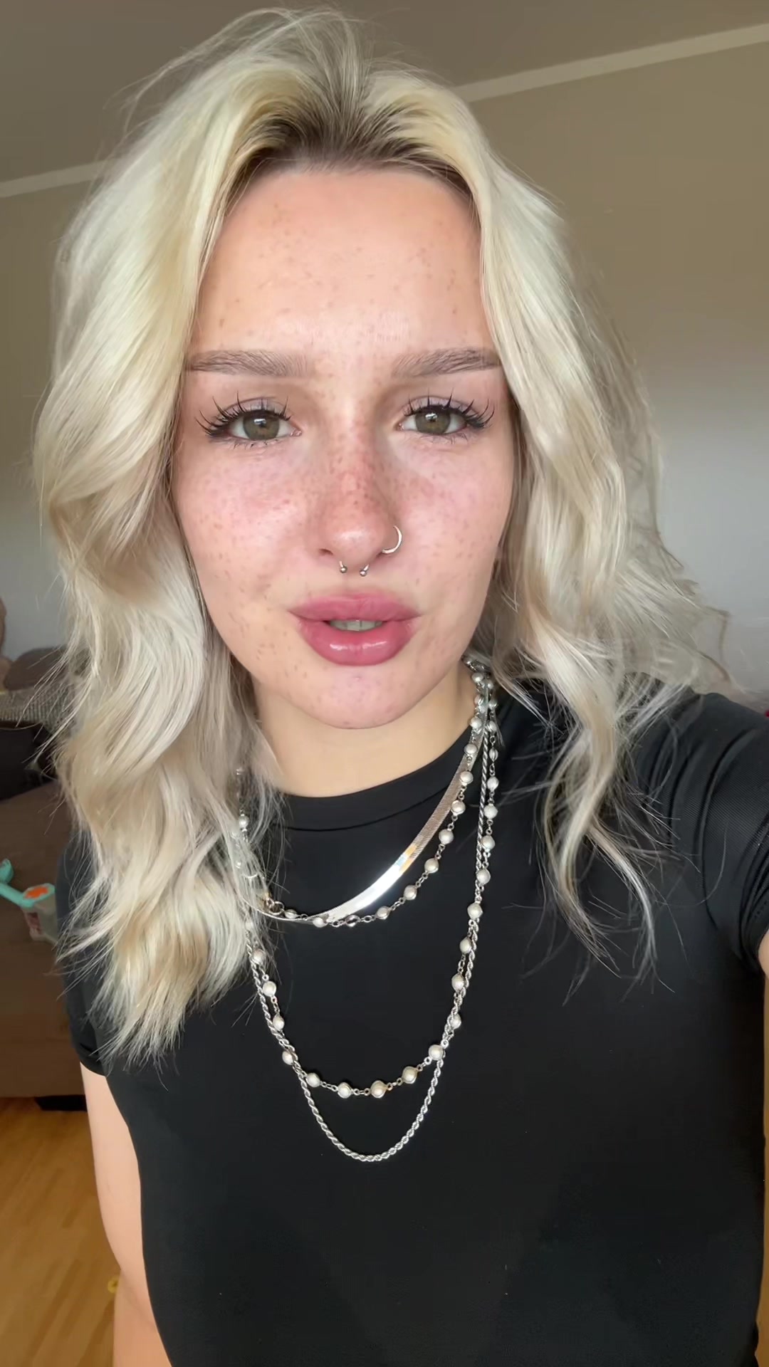 @nina