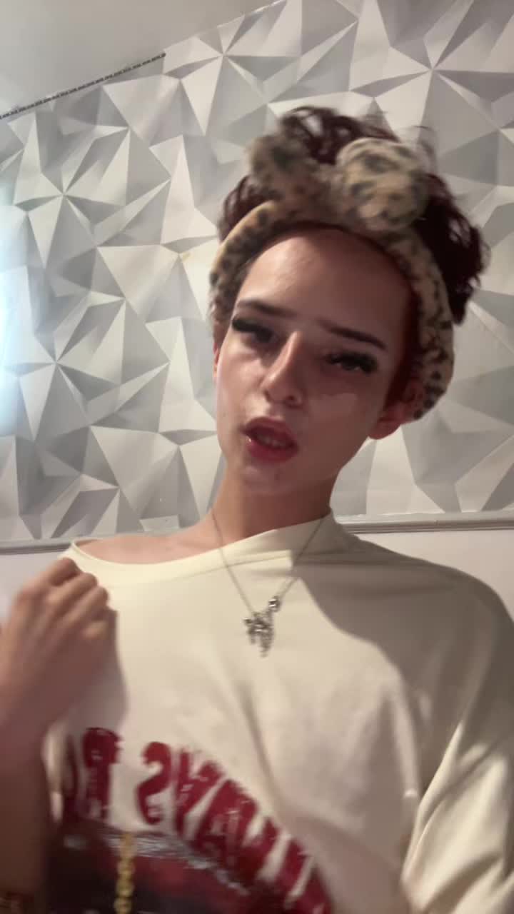 @𝓸𝓵𝓲𝓿𝓮𝓻