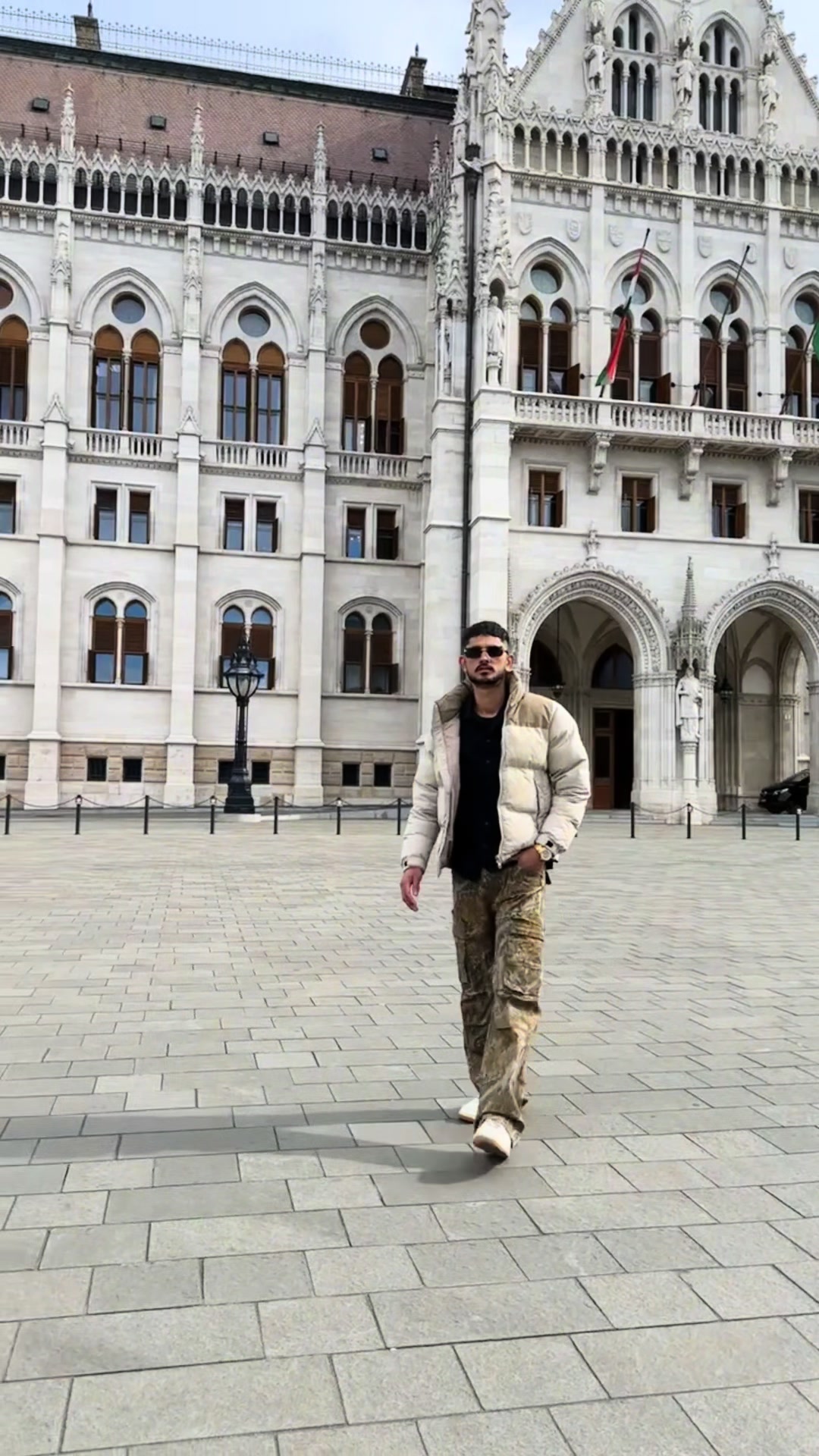 @👉 😎ਲੰਬੜ ਹੁਣੀ🇮🇹🇪🇺🦅