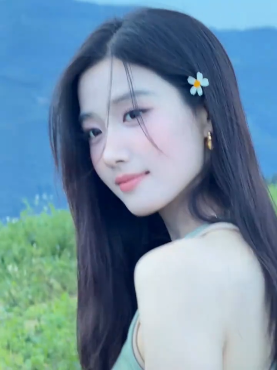 @Ở đây có Lư Dục Hiểu