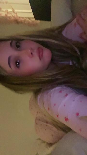 @not thalia rosa