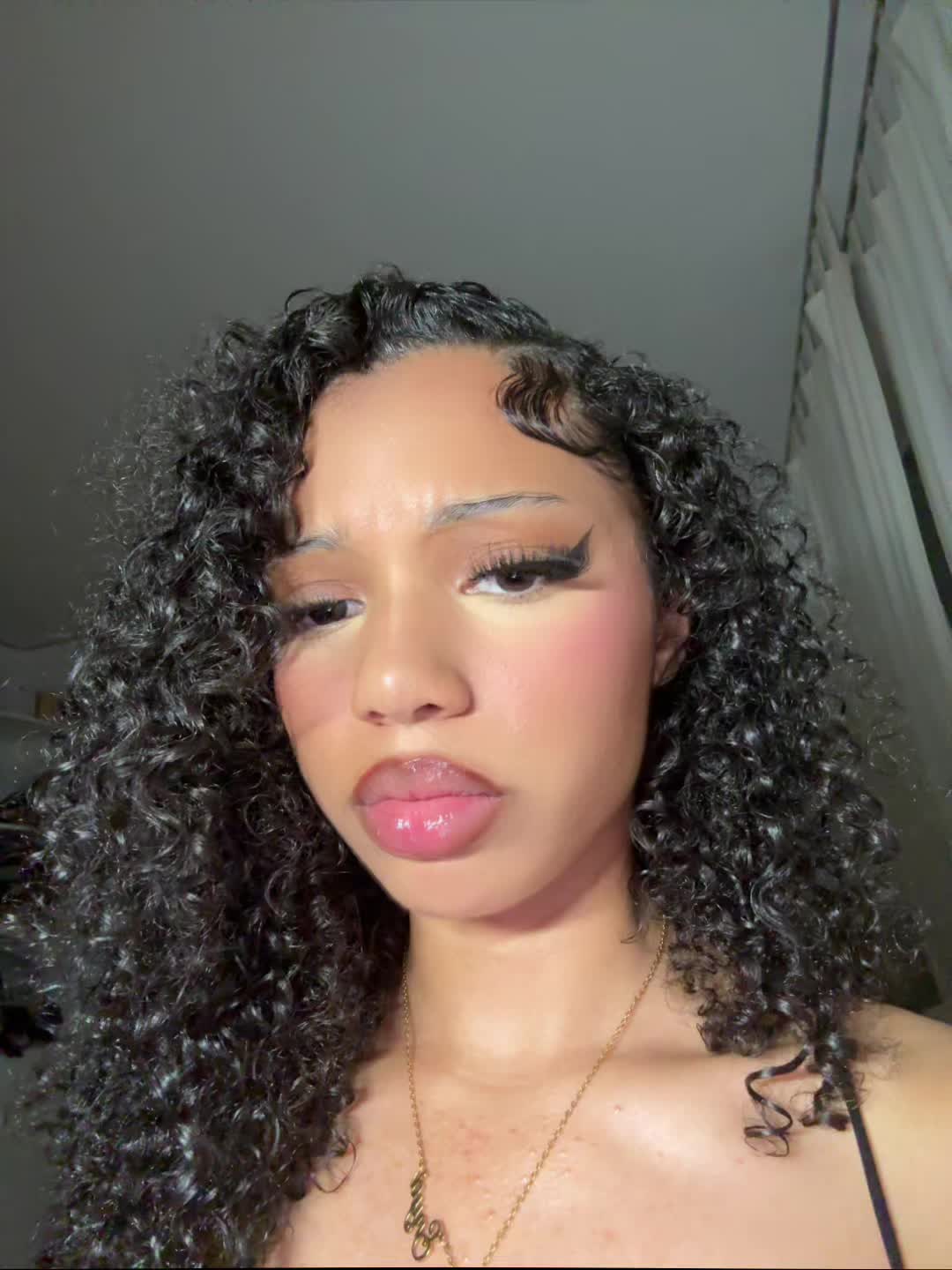 @Enyzz