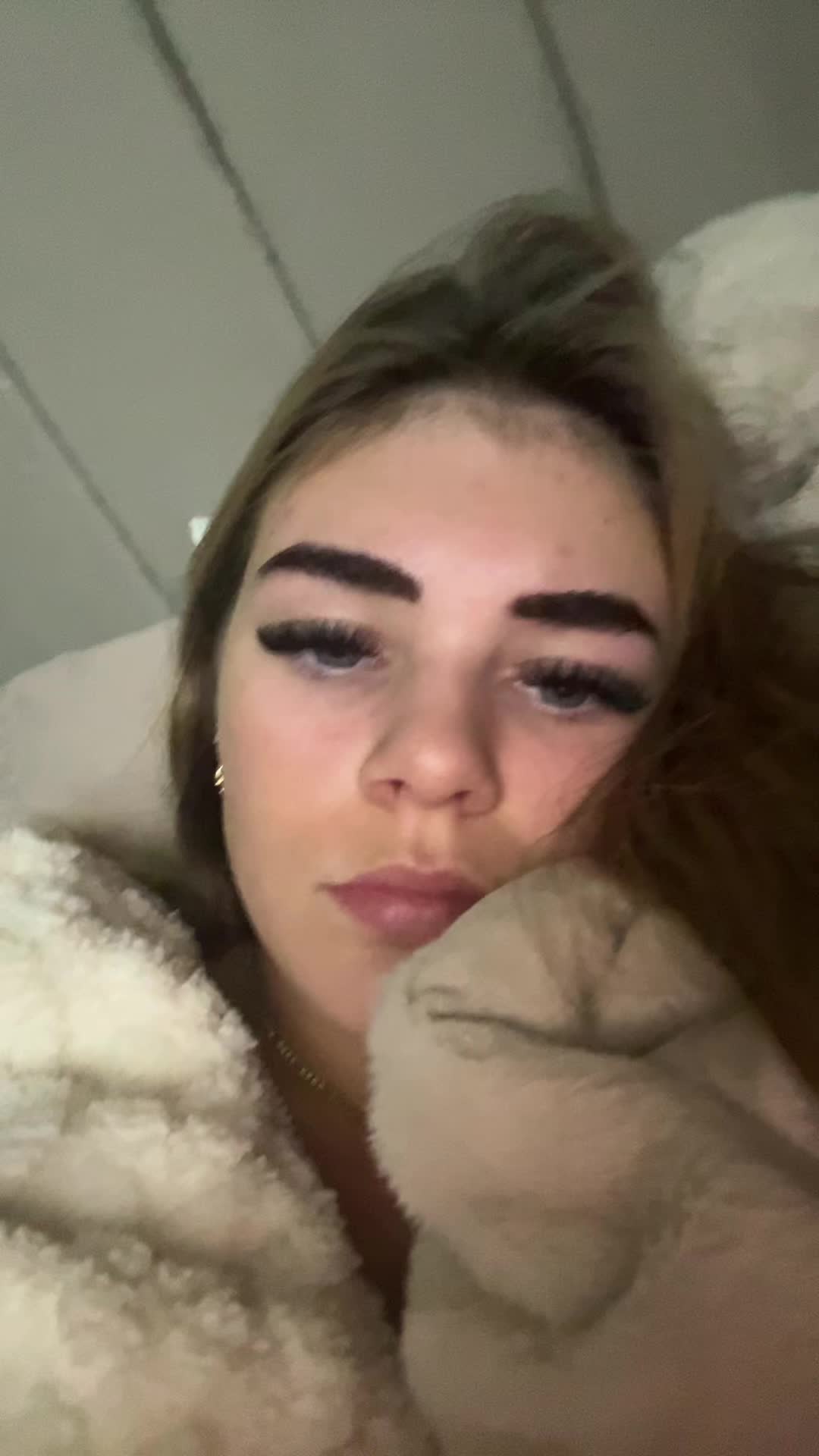 @poppykobrien