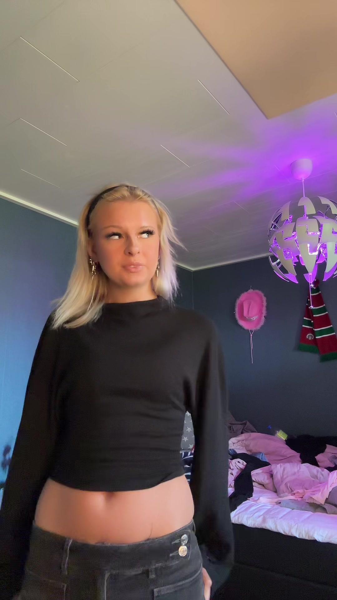@Ellapella