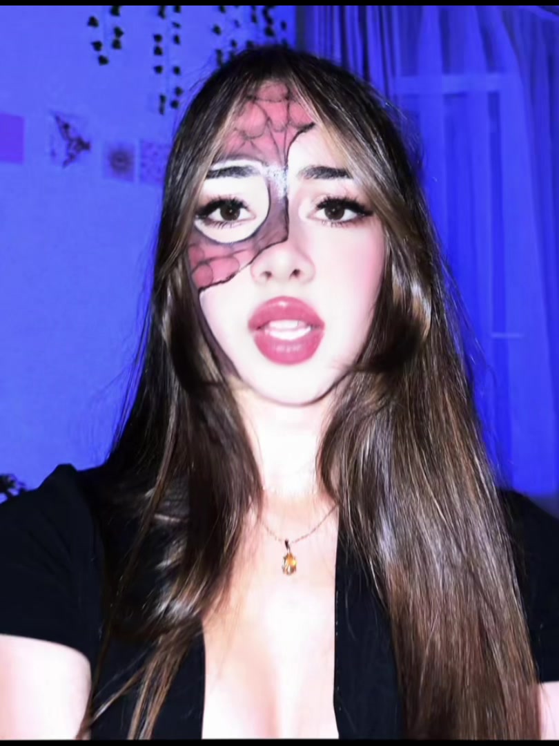 @Alissa_D