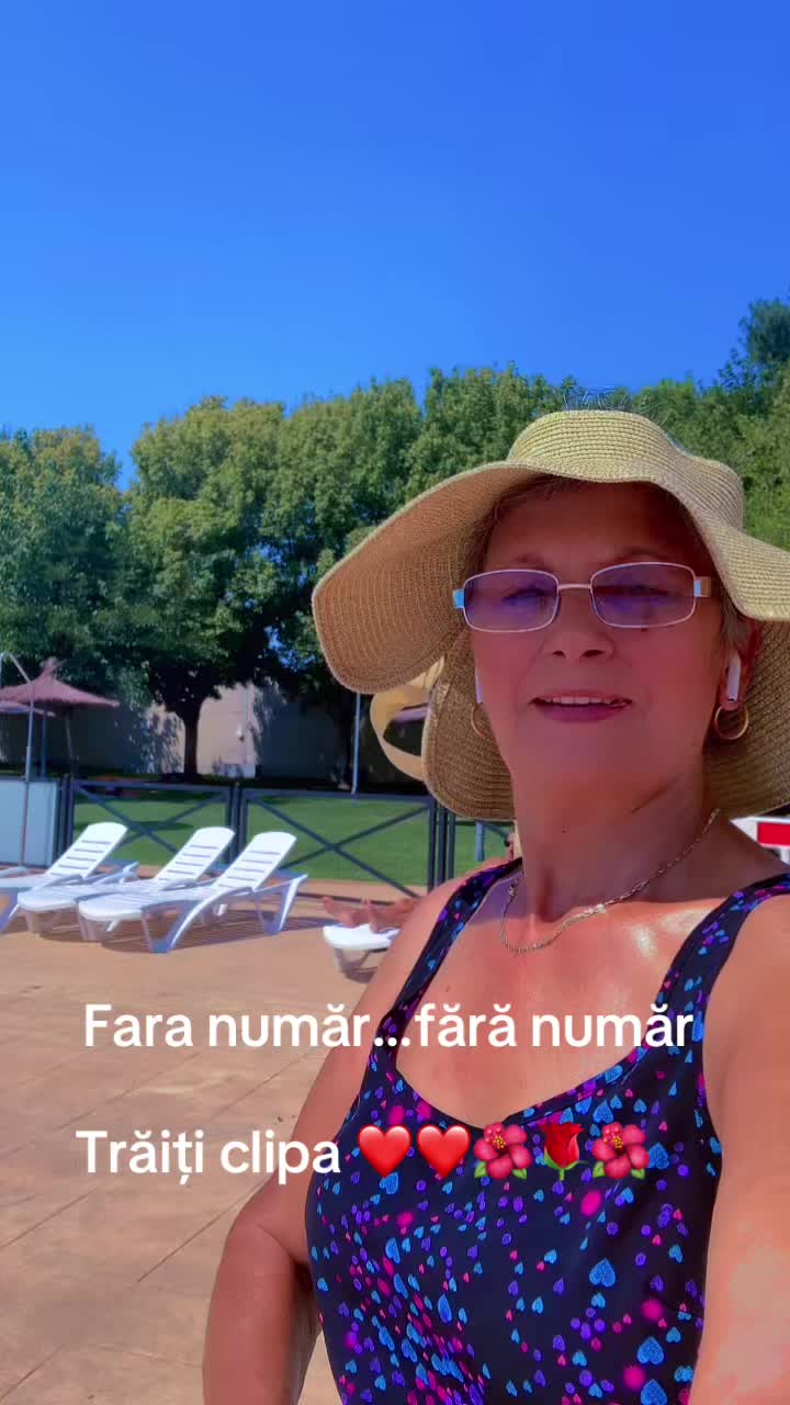 @Adriana Augustin295