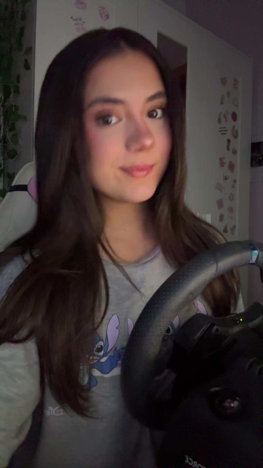 @Paulaguti26
