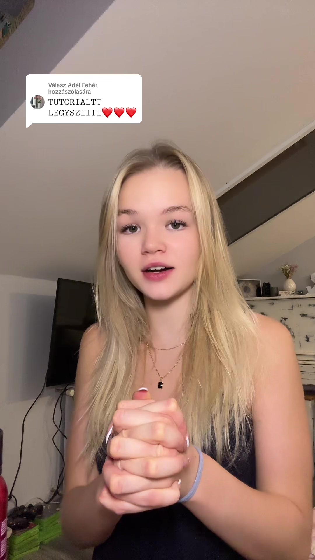 @Szonja