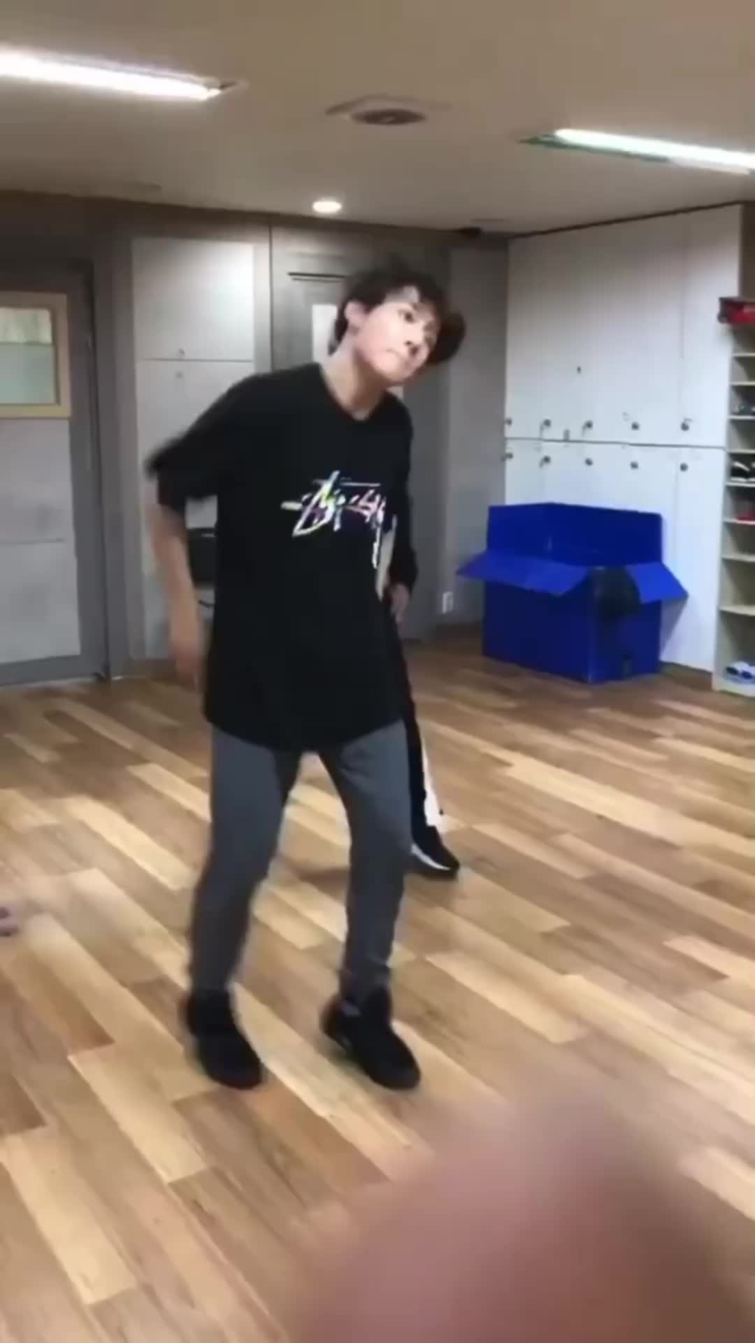 @JUNKOOK BTS