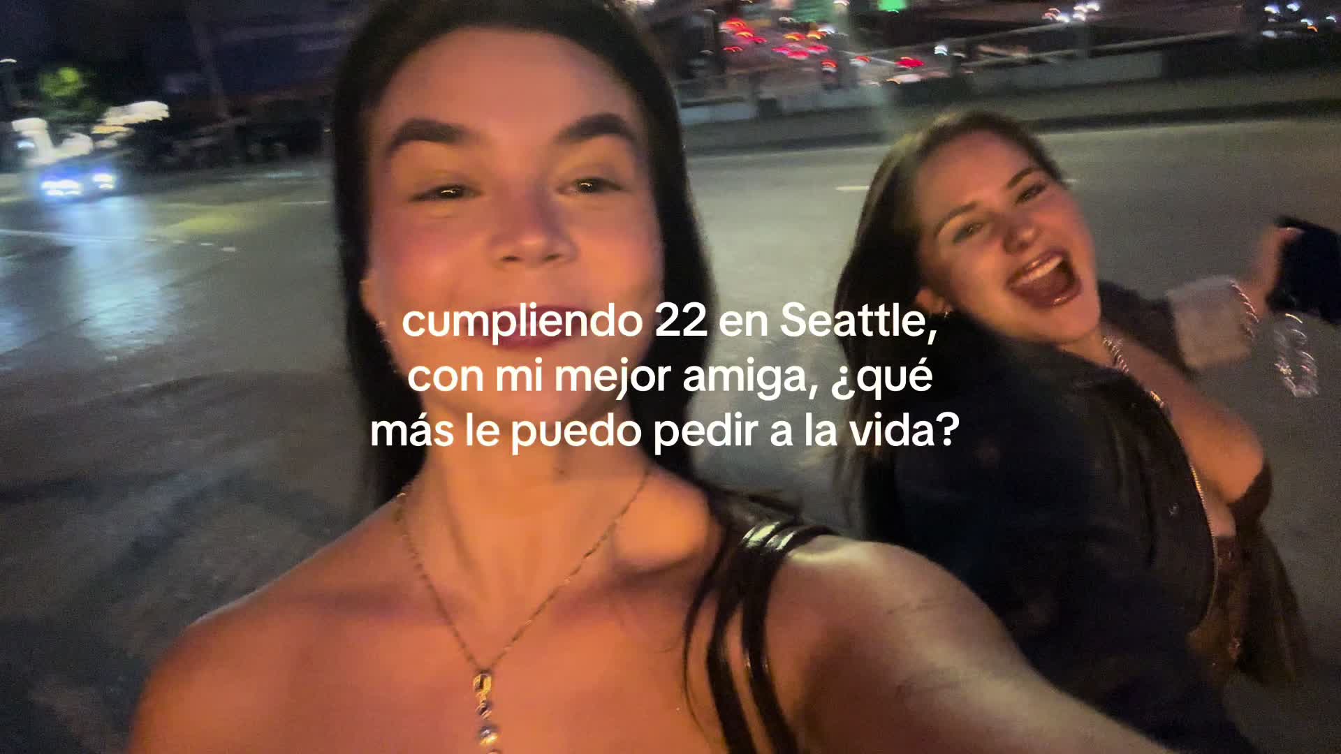 @Nora Presente