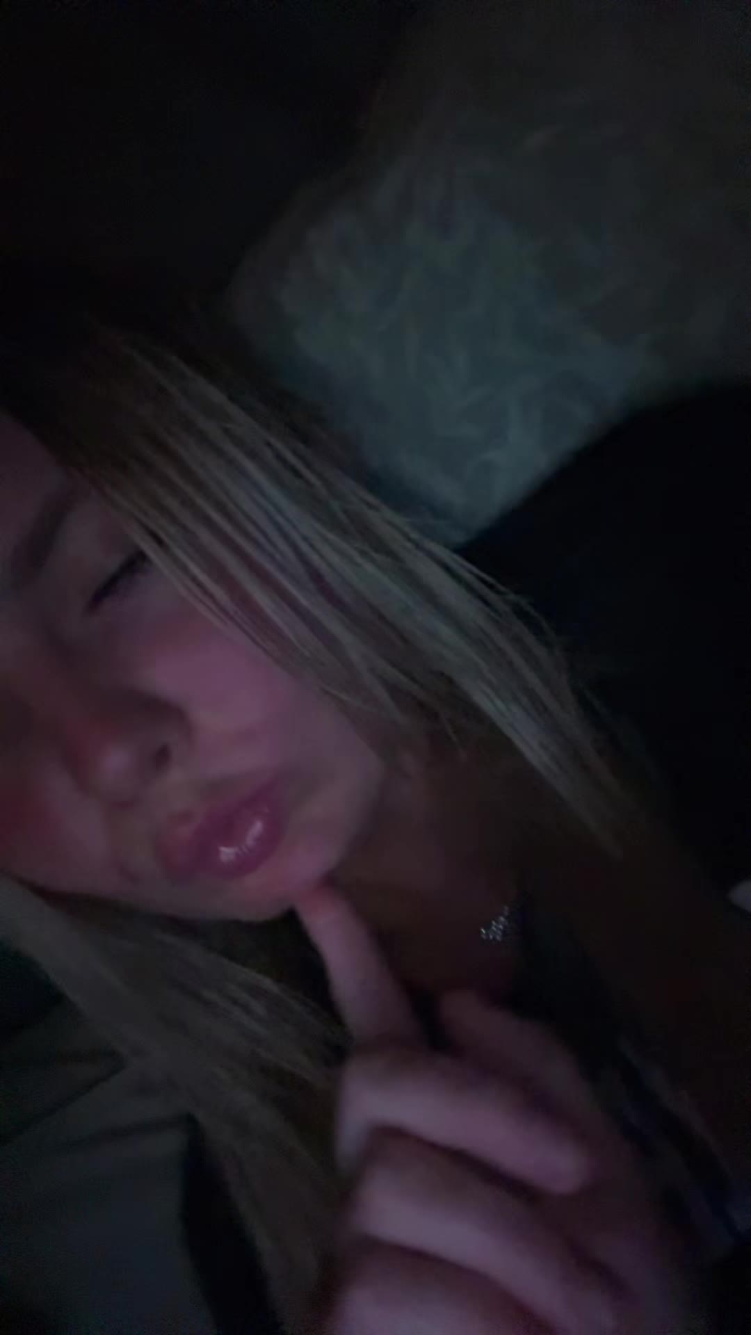 @Evelinaaa🎀