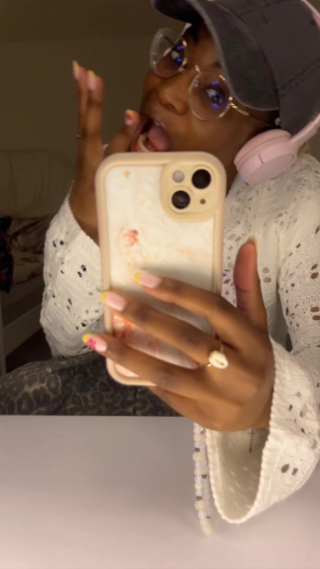 @𝙼𝙸𝚁𝙸🌸