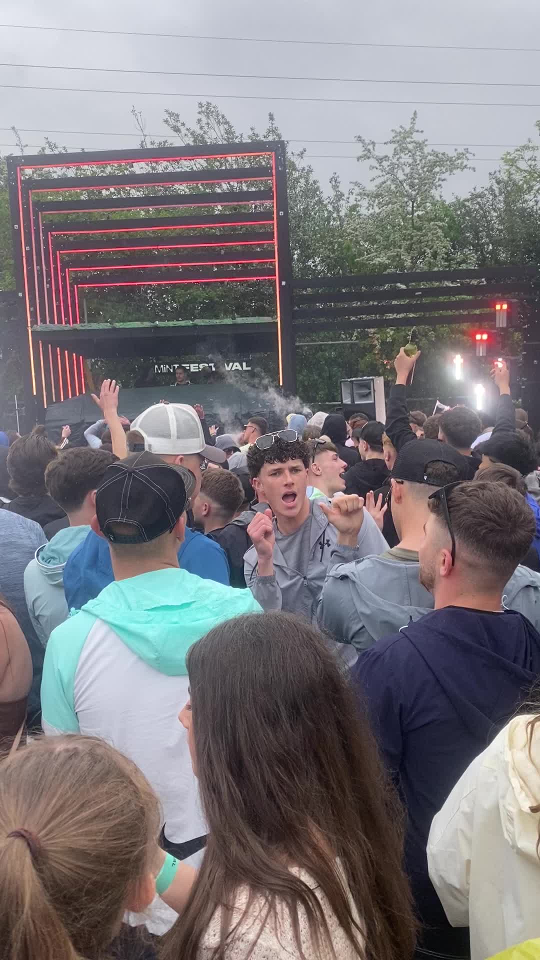 @Mr.officialraver51
