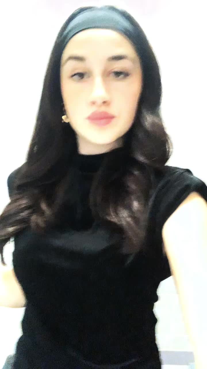 @Ju💋