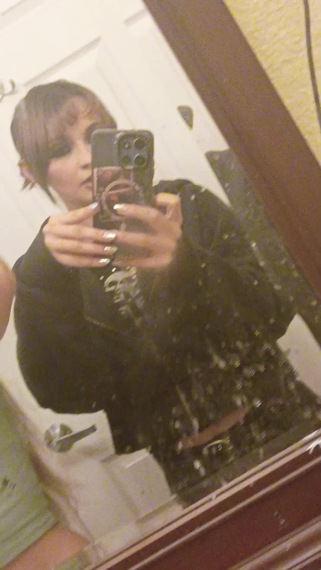 @I'm your bitch 😜