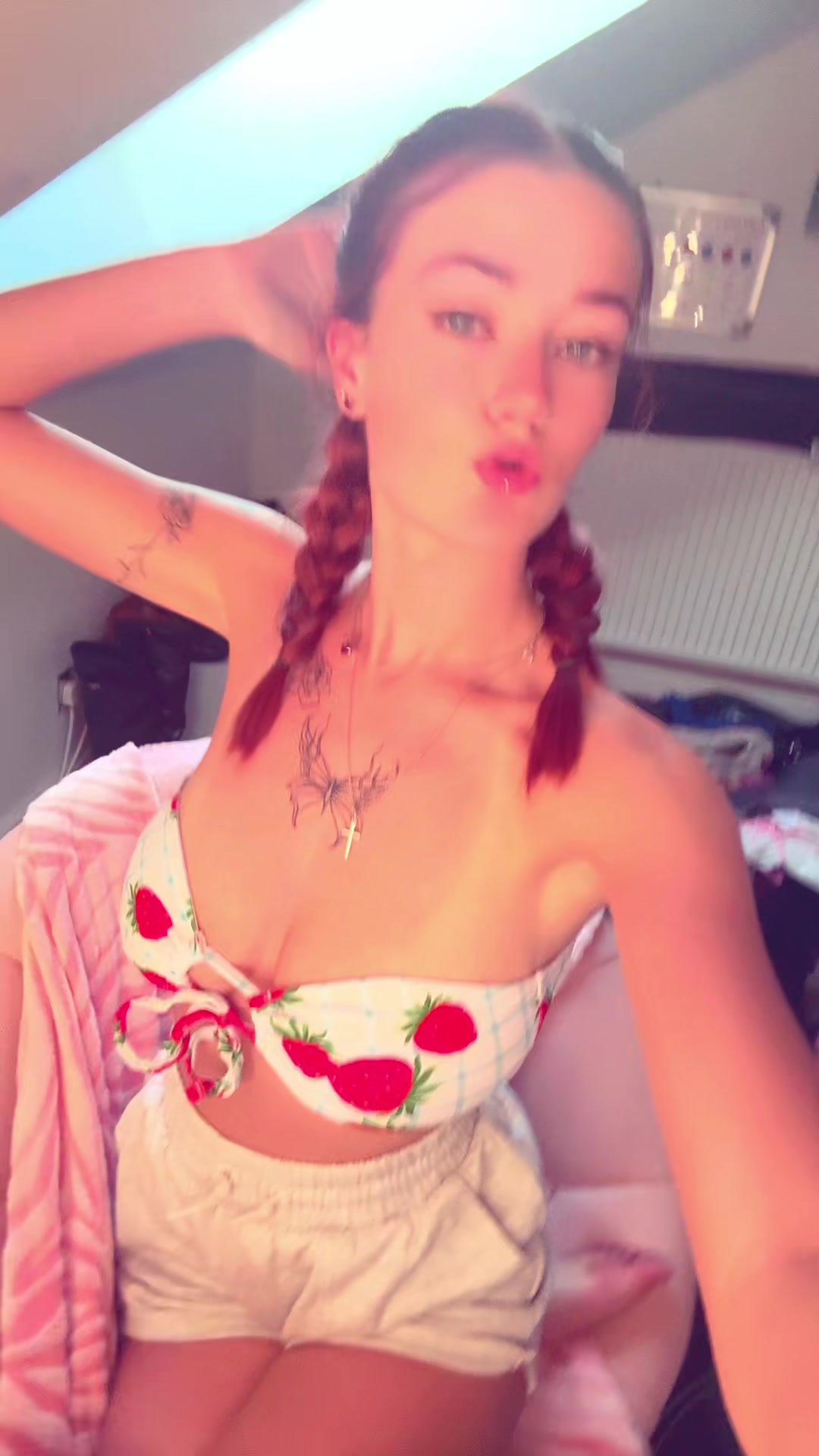 @Liv