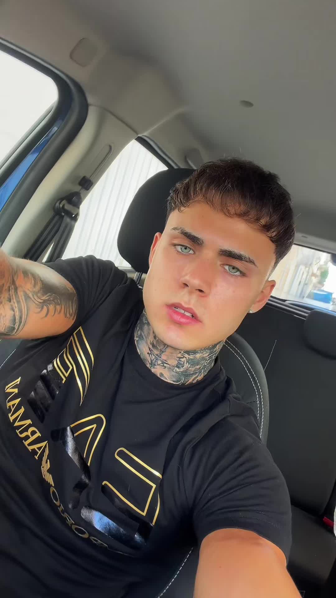 @daaniisndvv