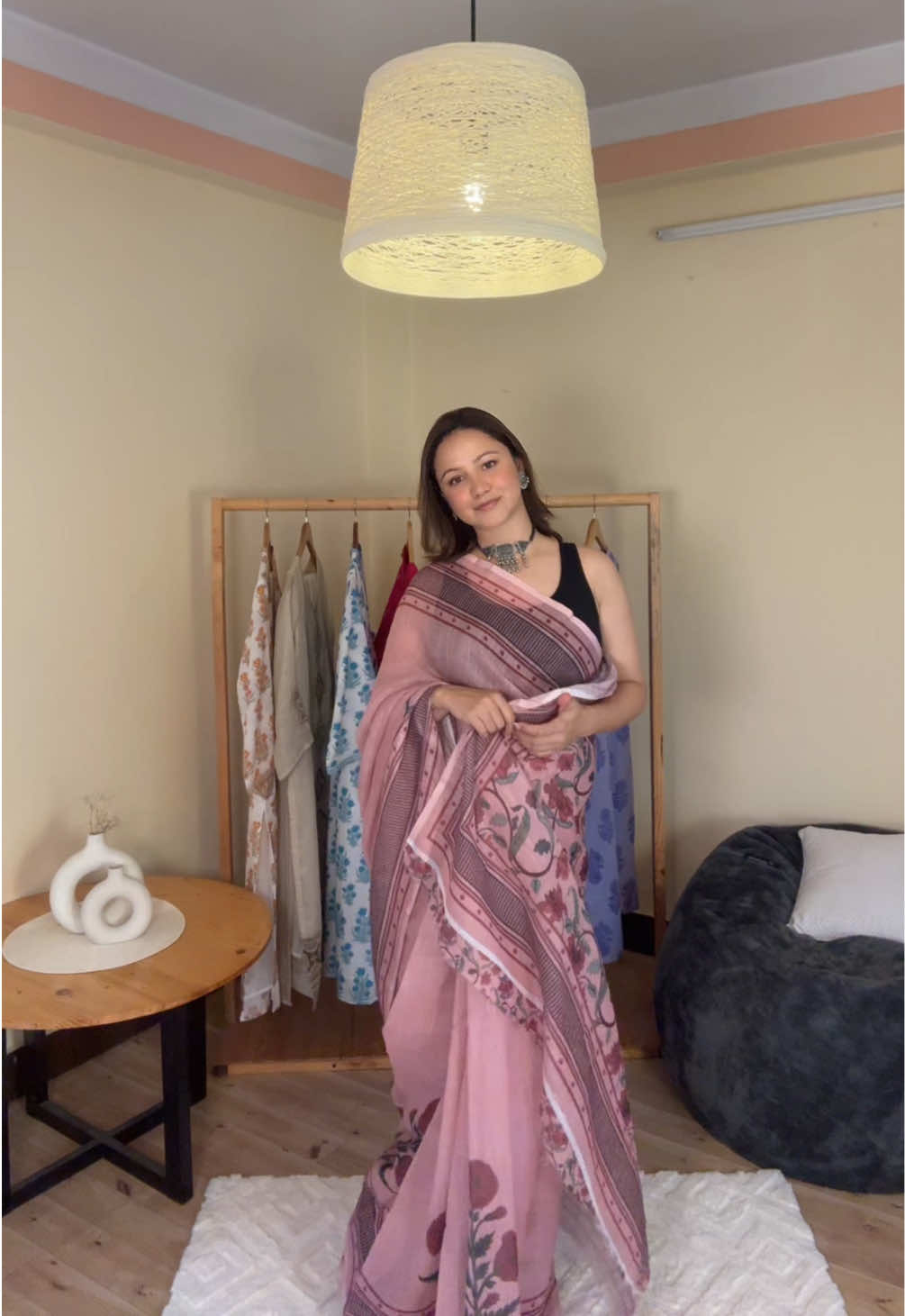 @gulabi_ethnic_wears