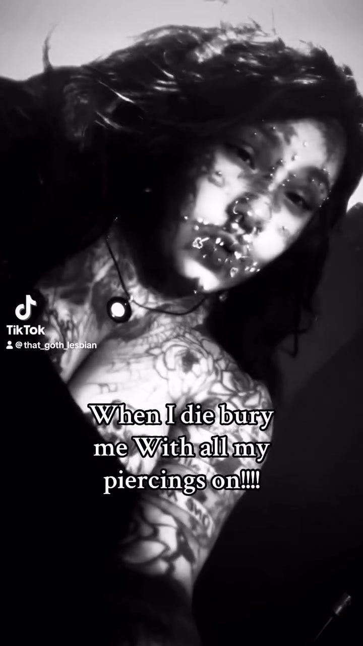 @that_goth_lesbian