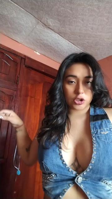 @Vanessa🦄