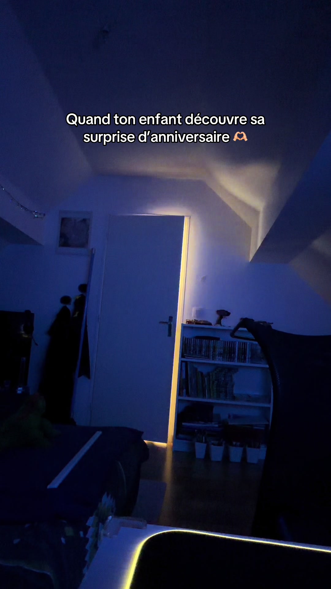 @Elodie