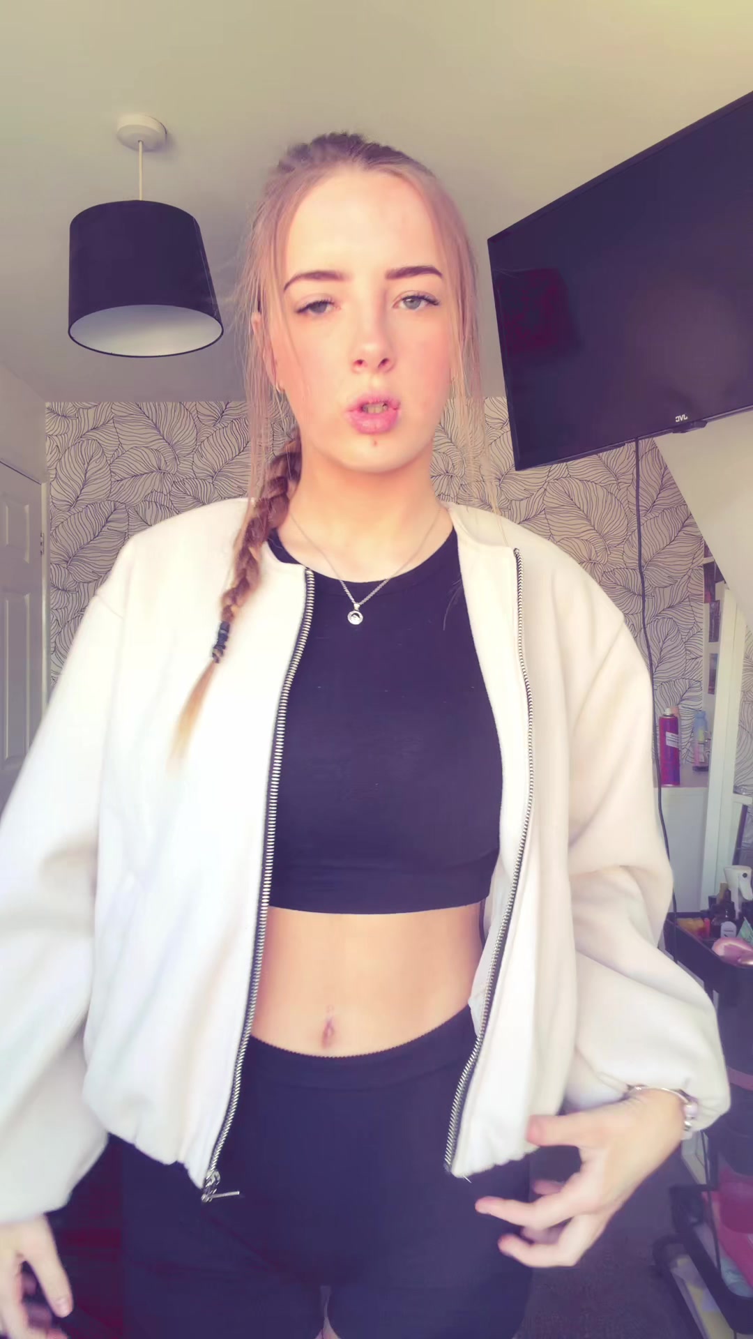 @𝑭𝑯🧞&zwj;♀️💗