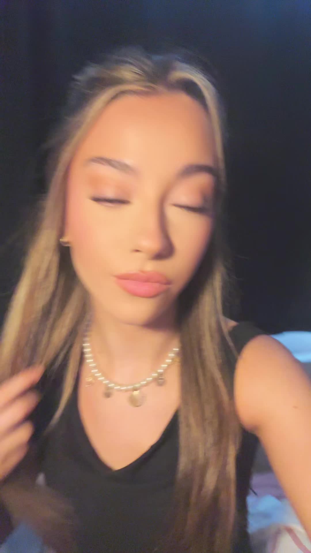 @caitlynh_