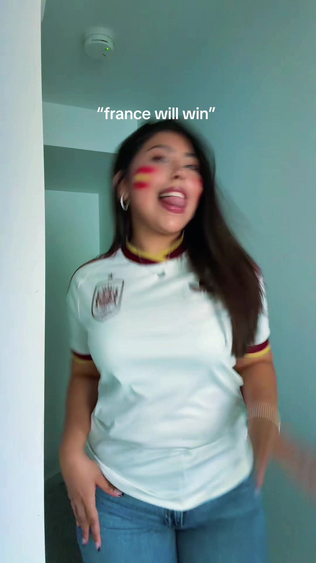 @Daniela Estefania 🌙