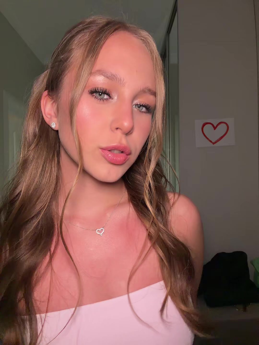 @arinkk